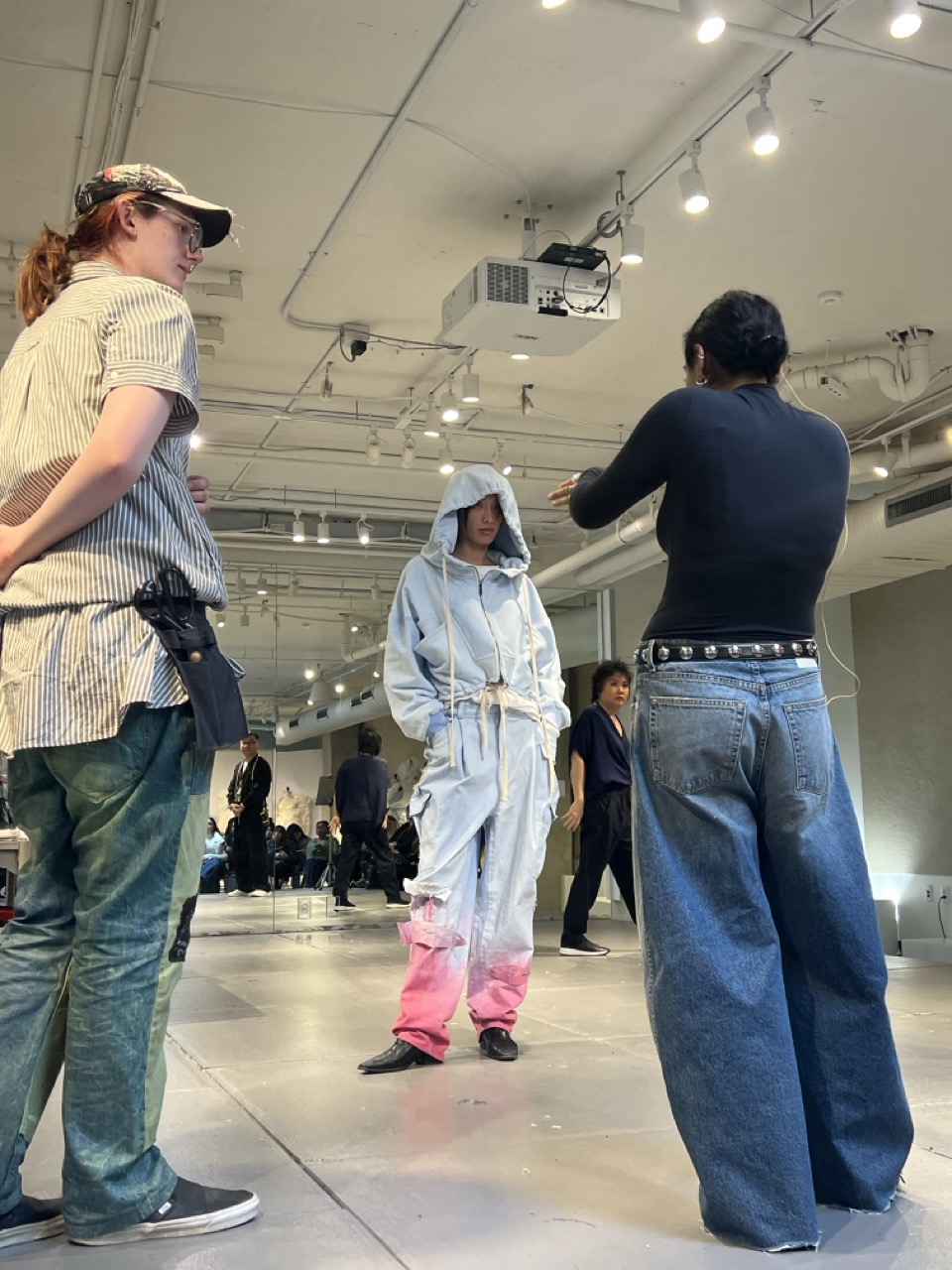 Faculty fitting on platform